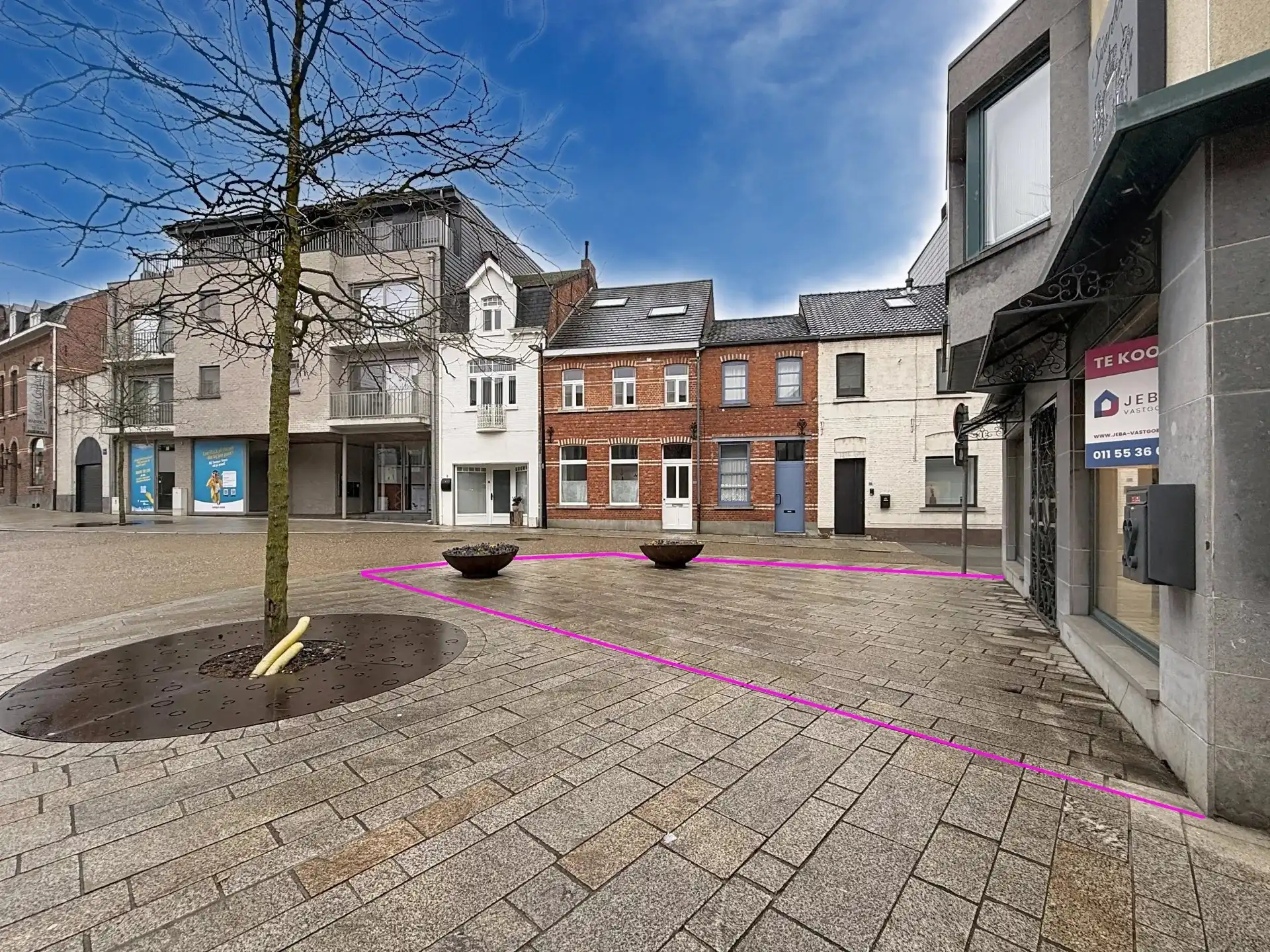 Ruim handelspand met kantoor en keuken op toplocatie. foto 15