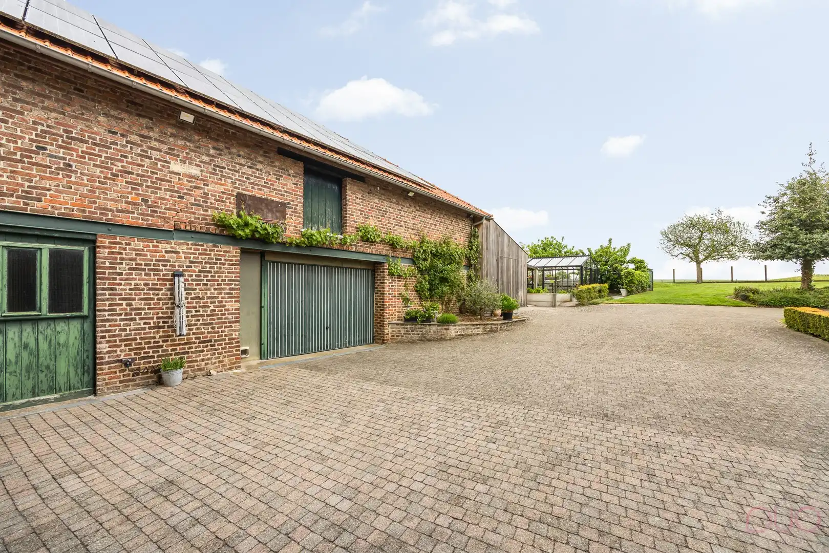 Statige herenwoning met mooie tuin en charmante schuur | 4 slpk + mogelijkheid praktijkruimte foto 31
