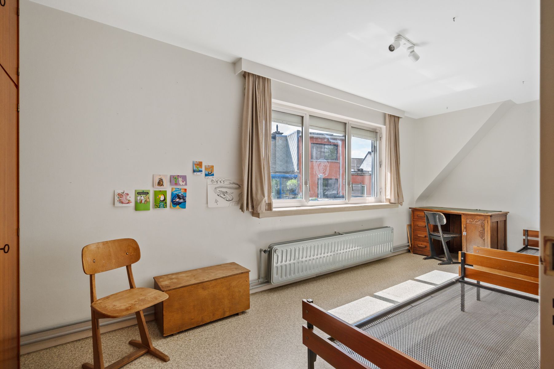Uniek hoeve omgeven door privacy en rust foto 10