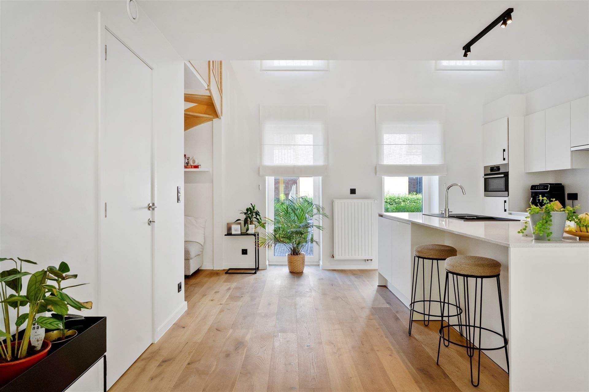 CENTRALE LIGGING / GROENE OASE foto 7