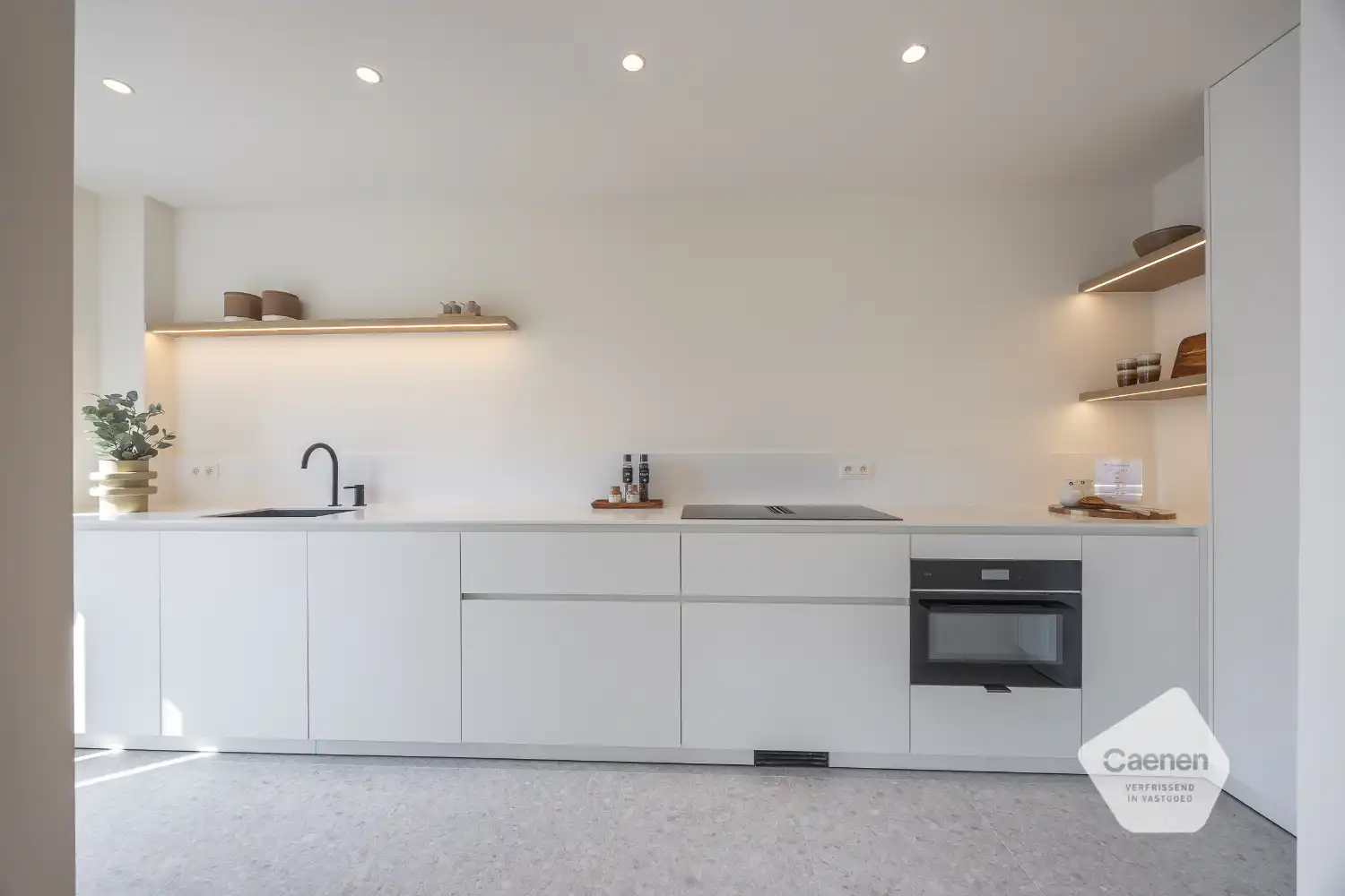 Gerenoveerd drie slaapkamer appartement foto 9