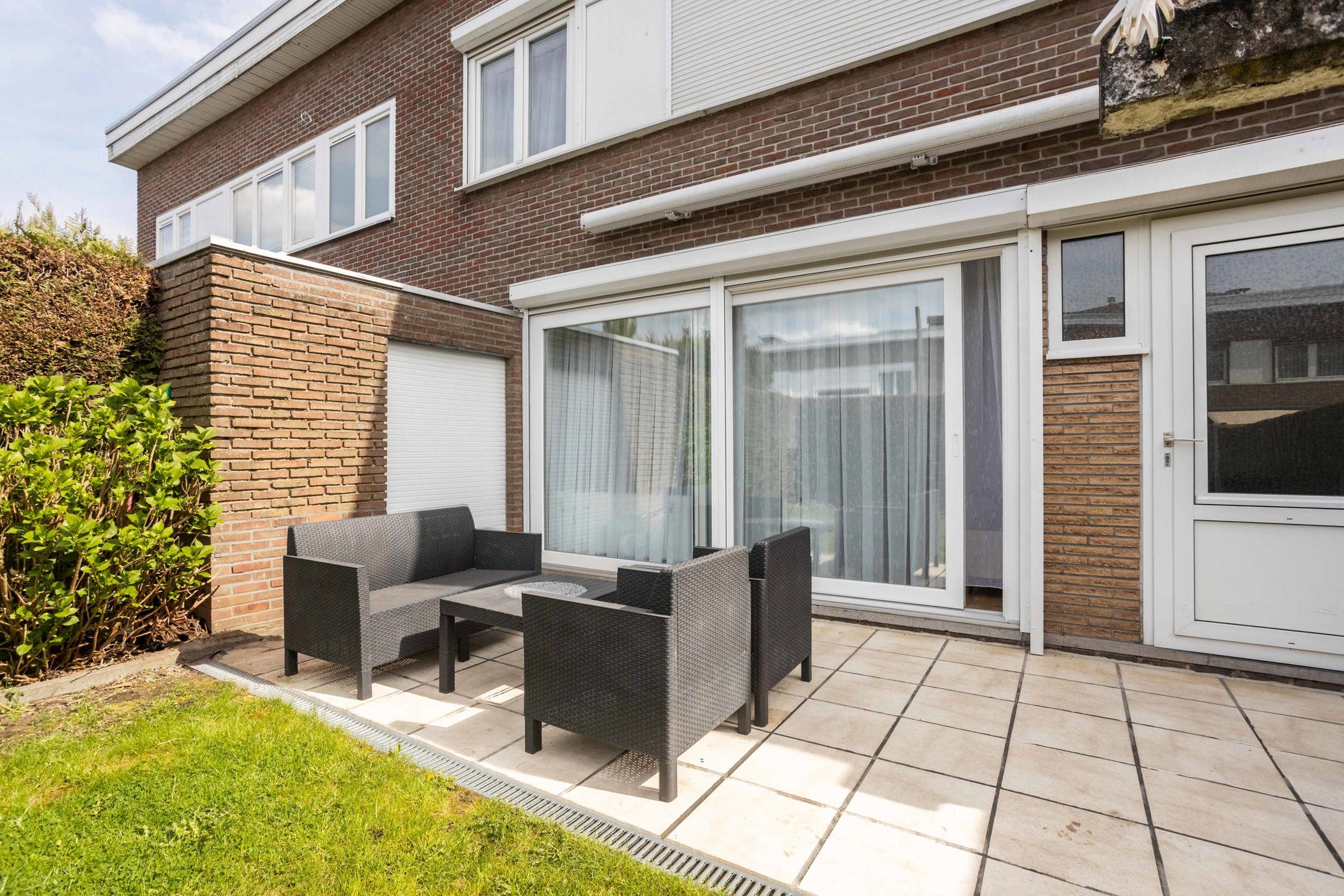 Gezinswoning met 4 slaapkamers, tuin en achteruitweg  foto 21