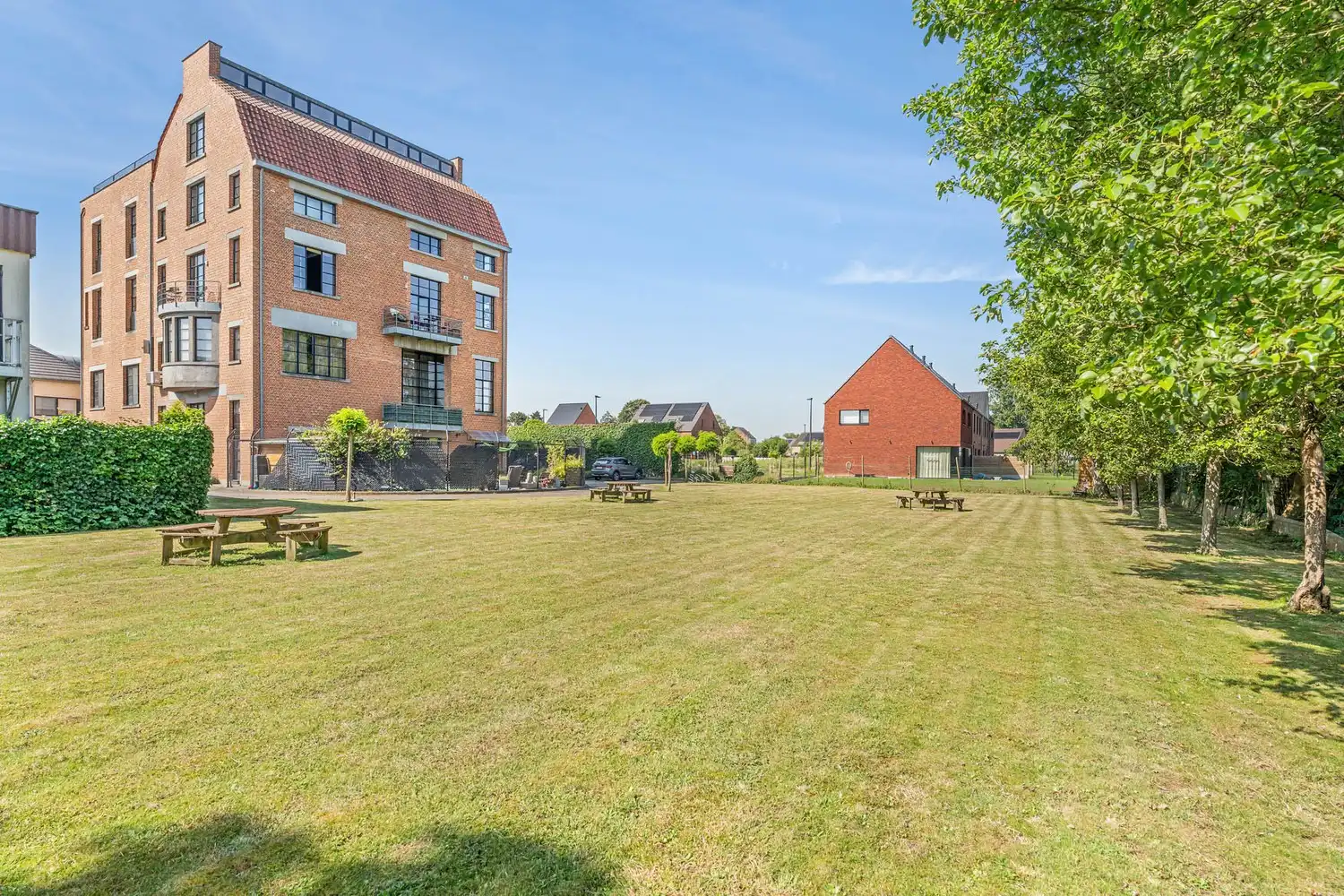 Unieke industriële loft van 240 m² met panoramisch dakterras van 96 m², jacuzzi en sauna foto 33