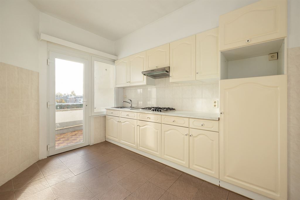 Super centraal, instapklaar appartement met terras foto 7