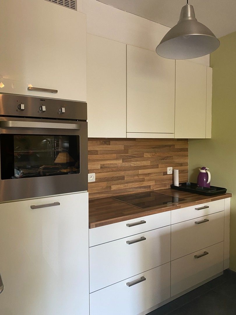 Instapklaar ruim appartement met 1 slpk en terras foto 4