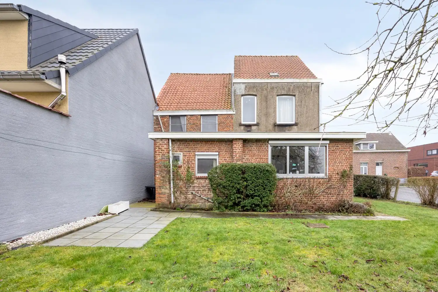 Te renoveren woning met veel potentieel gelegen in het centrum van Sint-Pieters-Leeuw foto 27