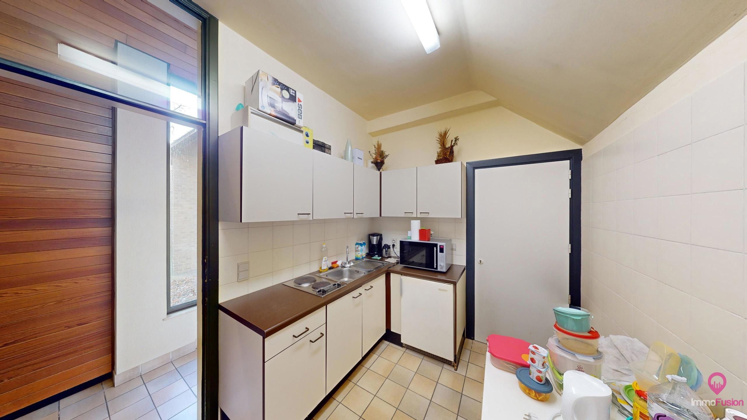 Historisch karakterpand van 380m² met kelder en binnentuin! foto 19