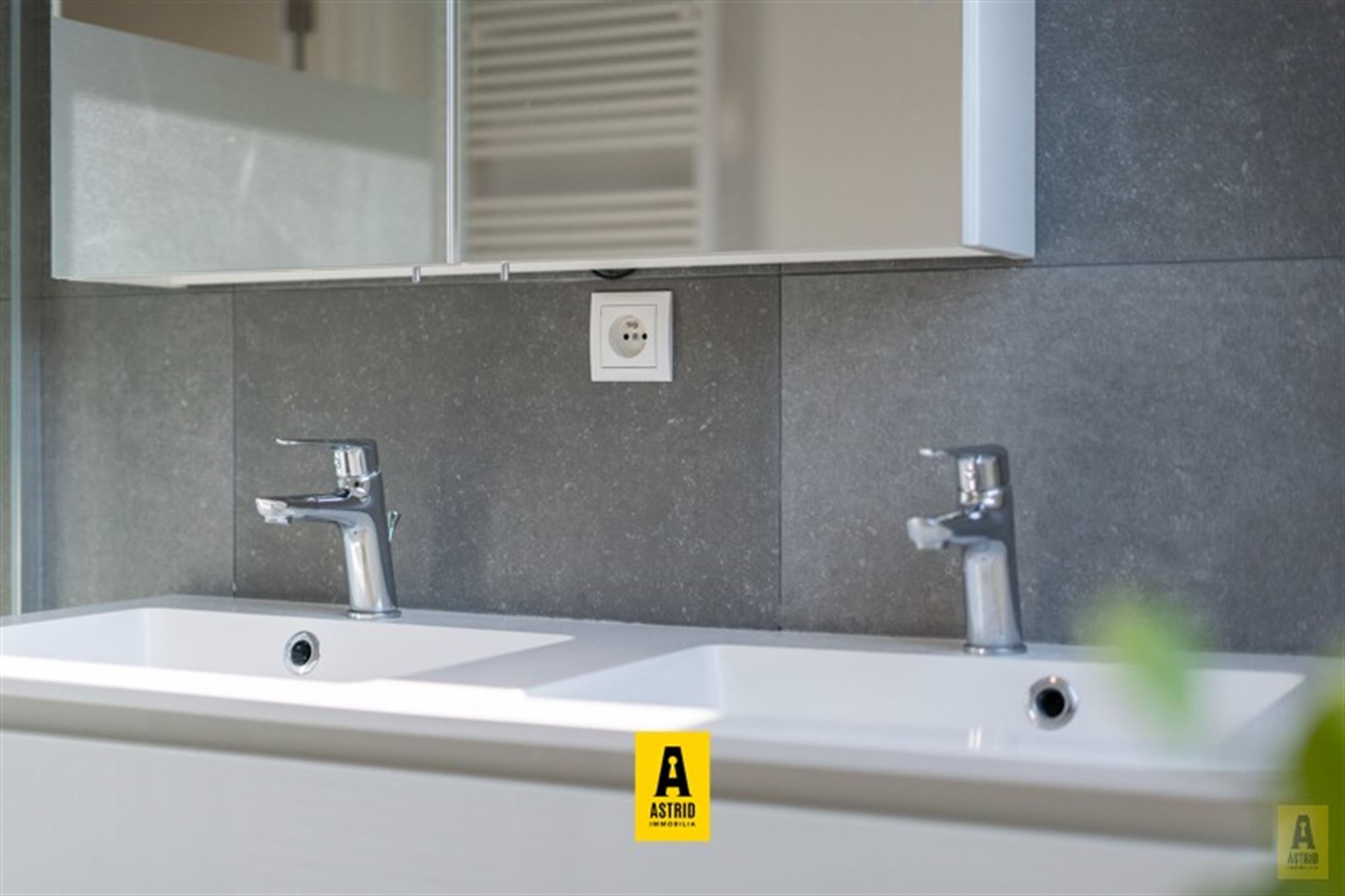 Schitterend appartement met zonneterras en drie slaapkamers! foto 19