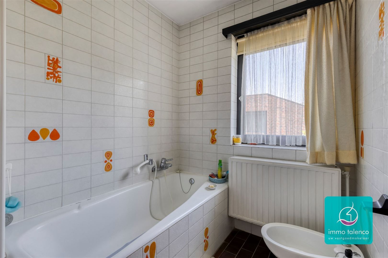 Alleenstaande villa - 7 are 98 ca - 3 slpks - zuidooost gerichte ruin - garge 2 w - 225 m² bew.opp. foto 19