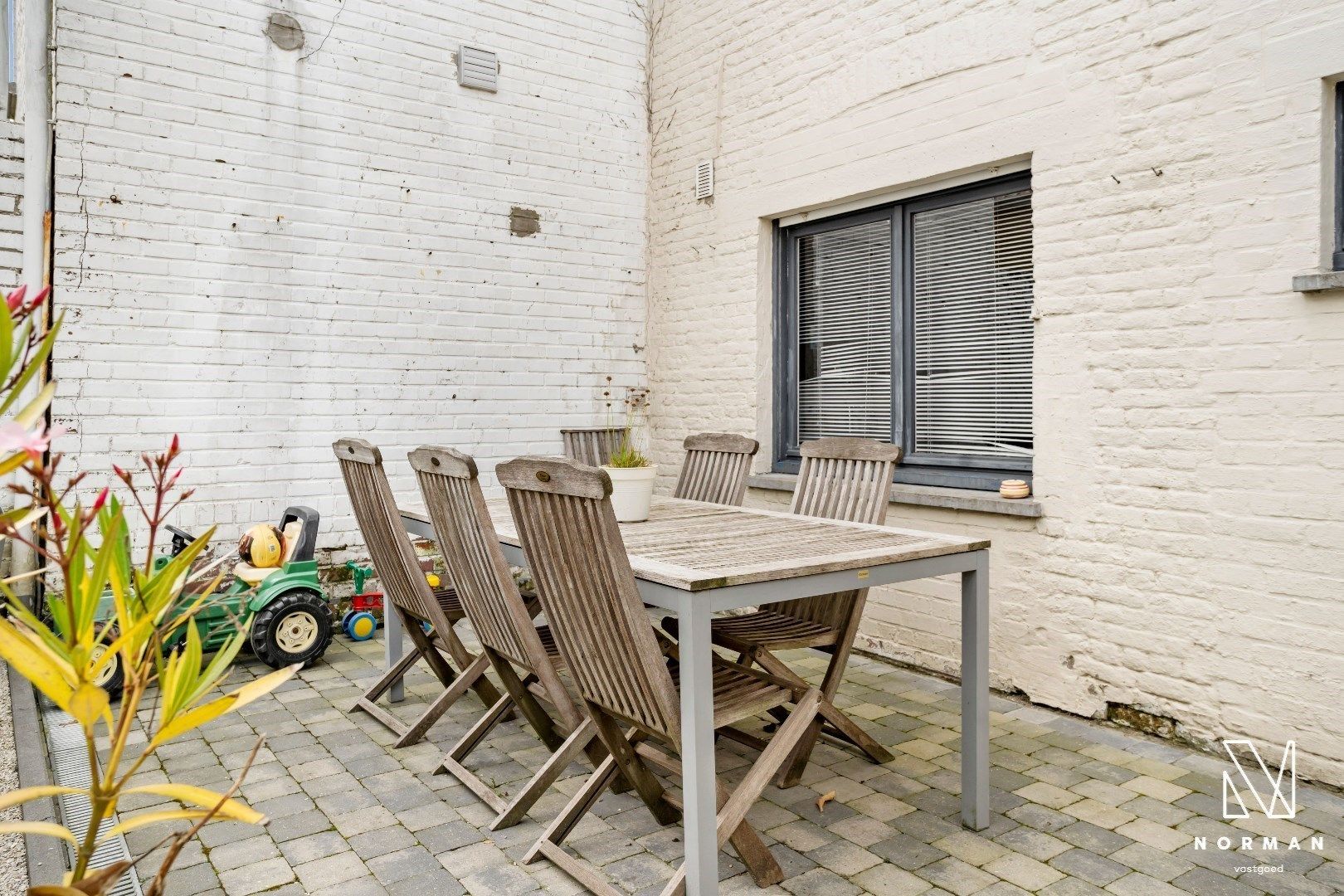 Ruime woning te koop in Hulste foto 22