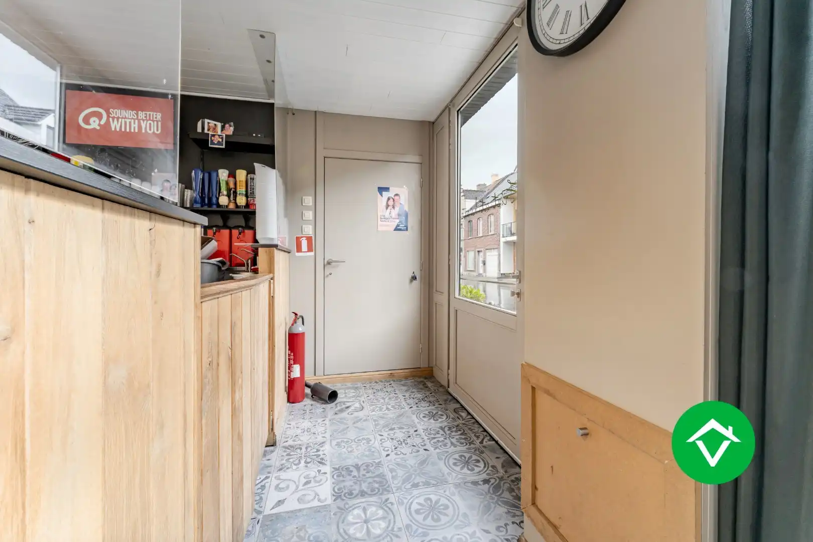 Handelswoning met goeddraaiende frituur te koop in centrum Eernegem foto 25