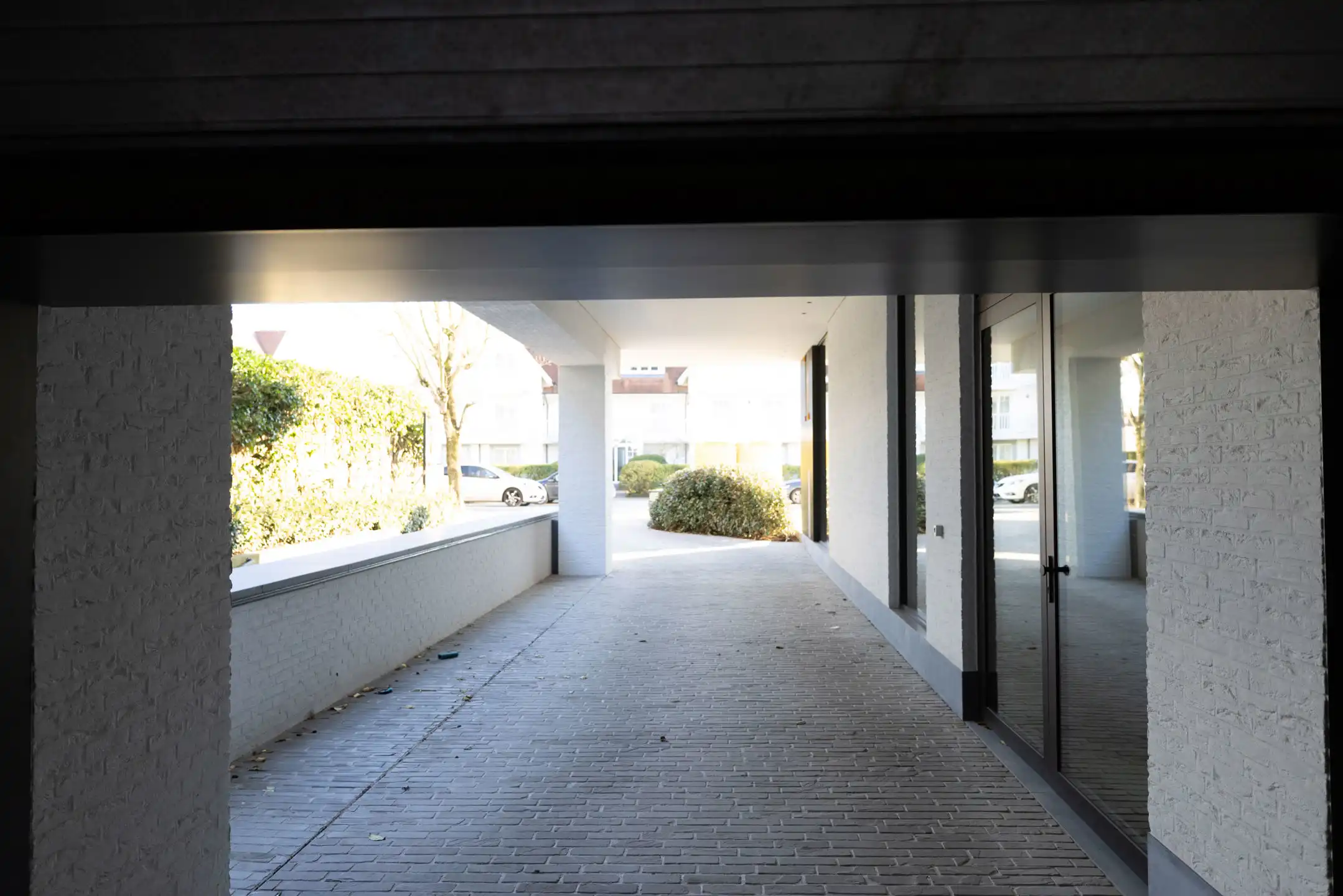 Gerenoveerd luxe appartement aan de zeedijk te Knokke-Heist foto 17