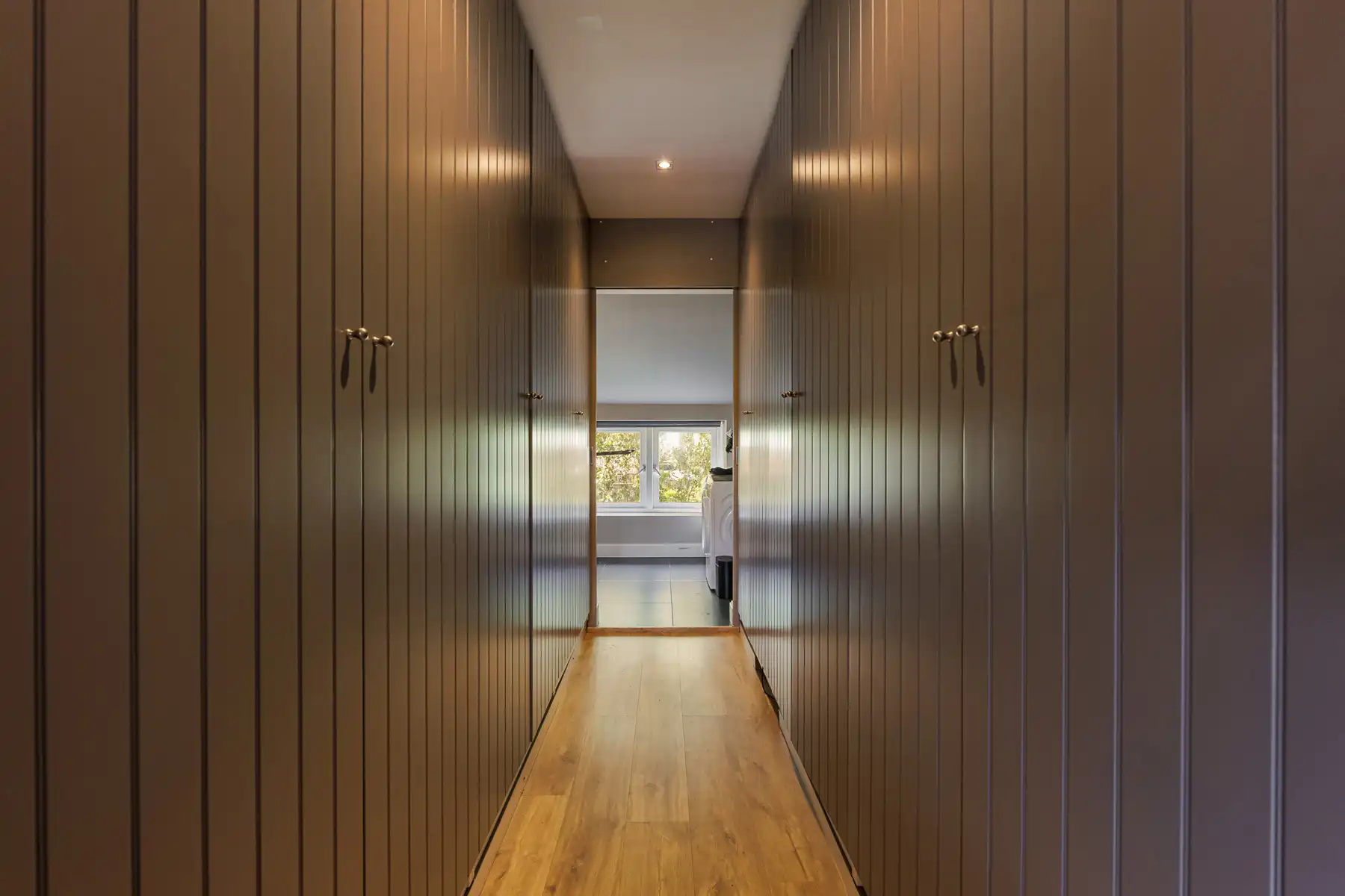 Ruime gezinswoning met 4 slaapkamers op een perceel van 610m². foto 17
