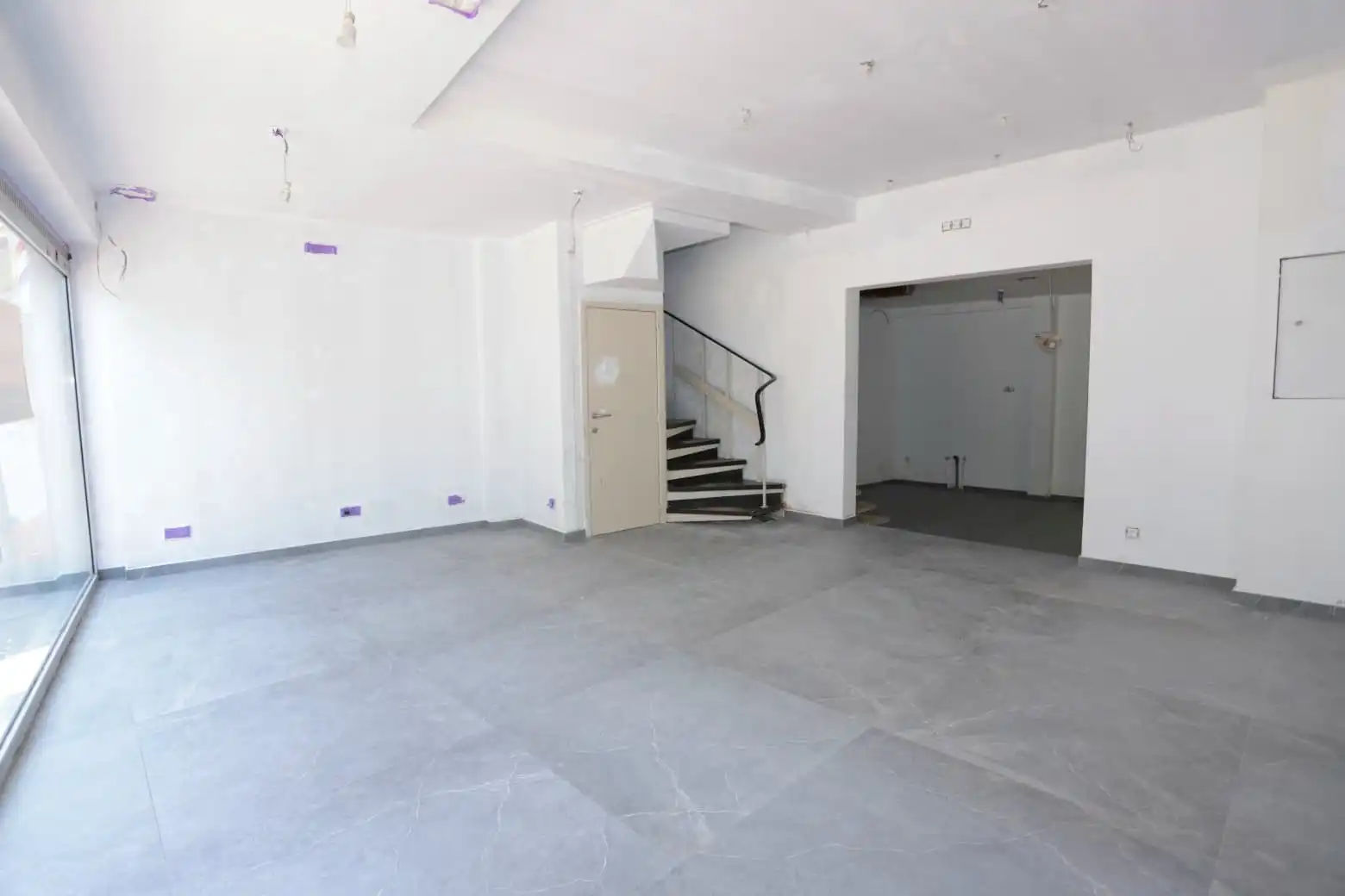 Ruim Duplex Handelspand/Horecapand in Genk-Centrum foto 5