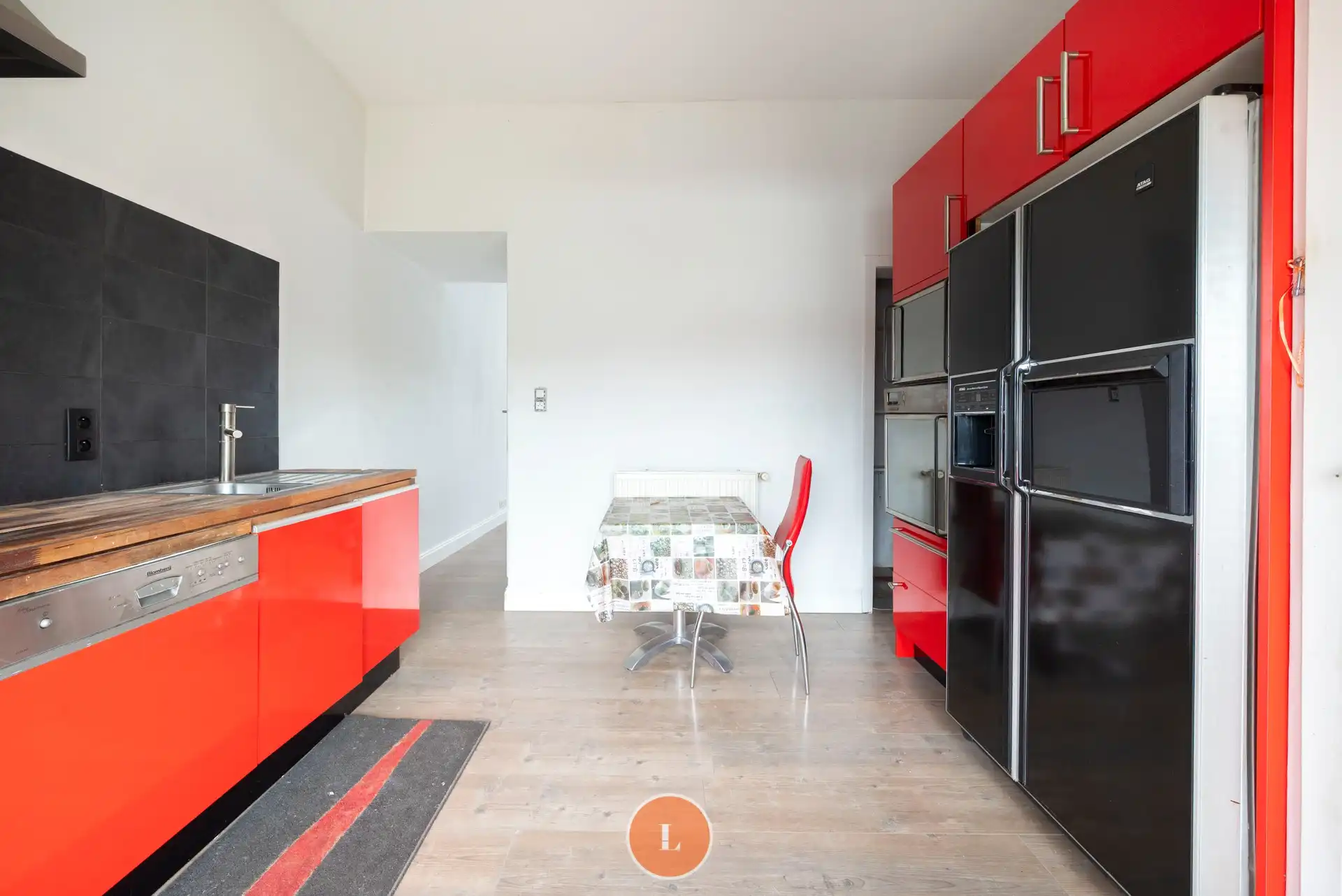 Handelshuis te koop in centrum Izegem foto 7