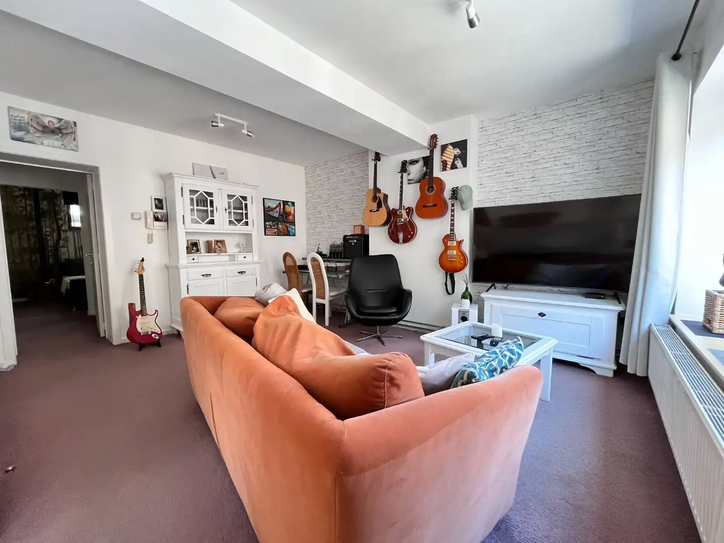 Comfortabel appartement op de 1ste verdieping van een kleinschalige residentie op een steenworp van de historische markt!  foto 3