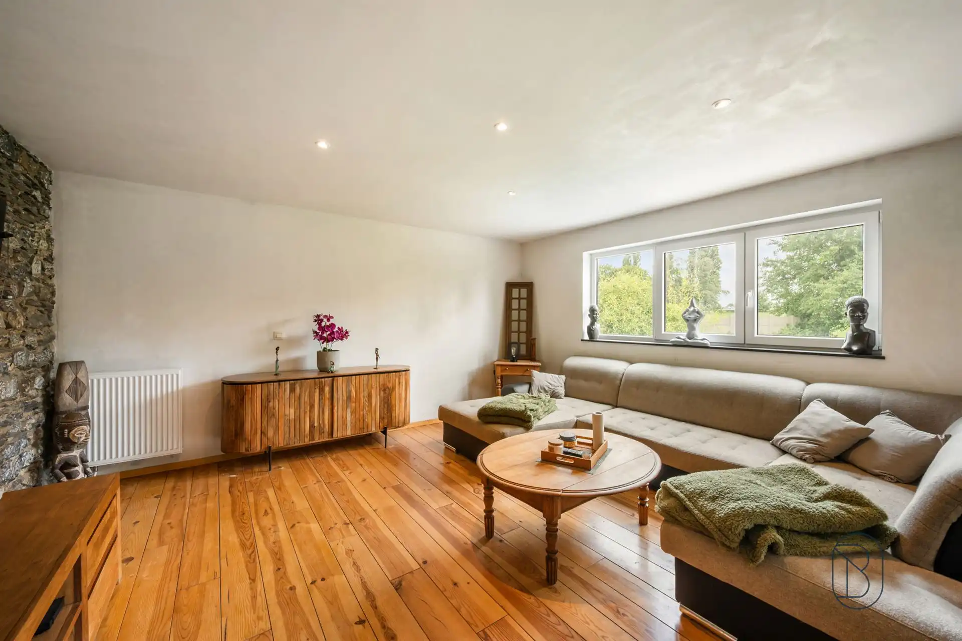 Ruime en energiezuinige woning met studio en tuin in Gaurain foto 6