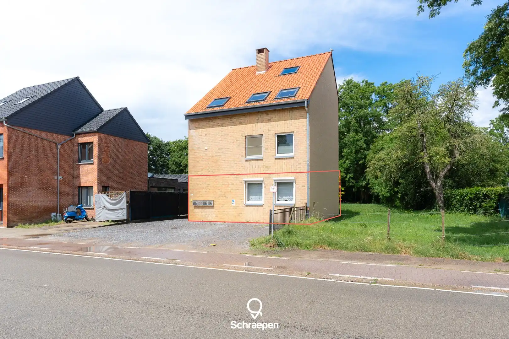 Lichtrijk gelijkvloers appartement met garagebox en privétuintje nabij Zonhoven-centrum! foto 21