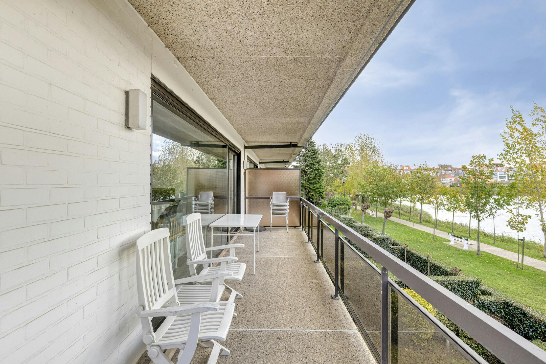 Appartement te koop met zicht op het Zegemeer te Knokke foto 10