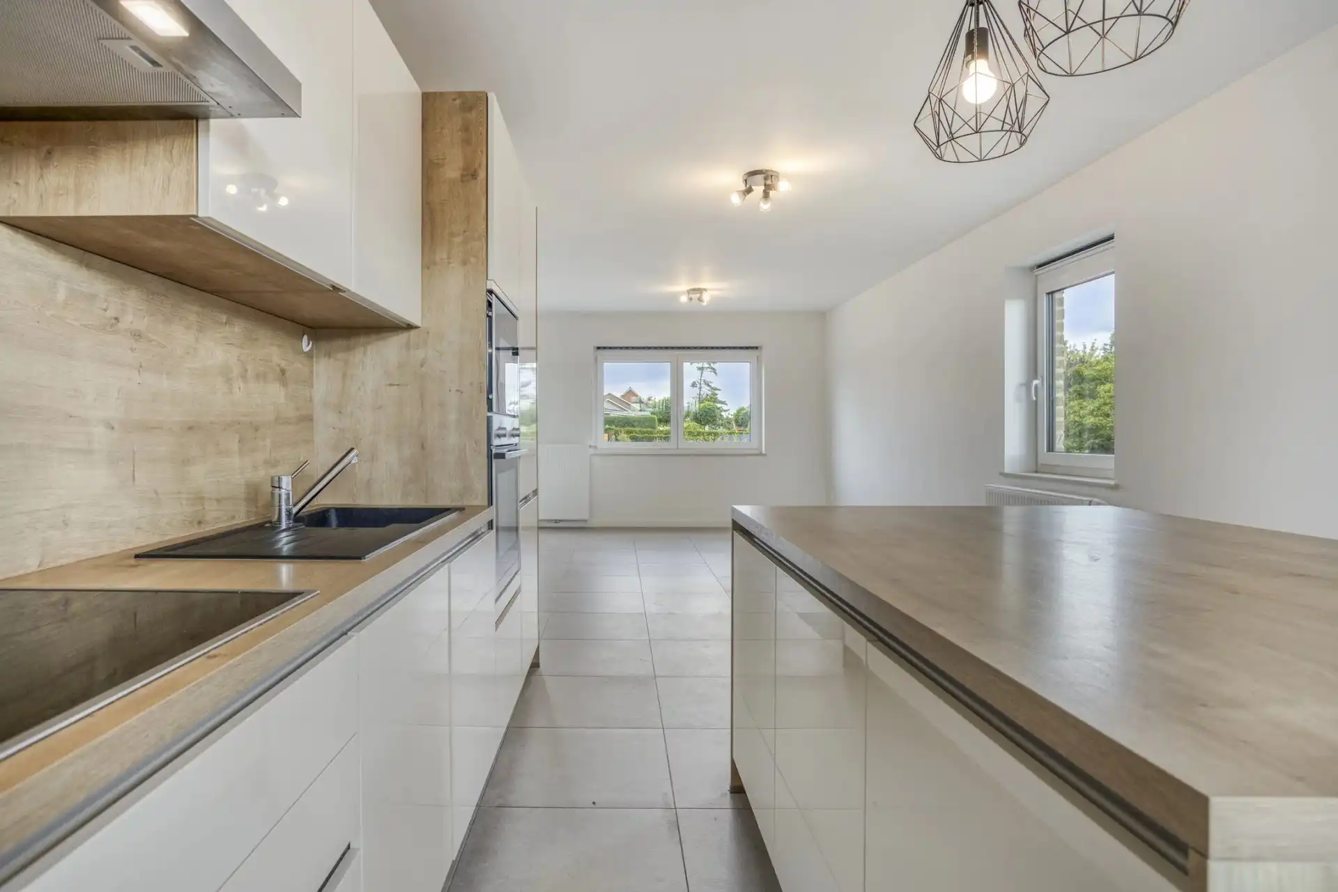 ENERGIEZUINIGE RECENTE WONING MET 4 SLAAPKAMERS MET GARAGE IN GINGELOM foto 10
