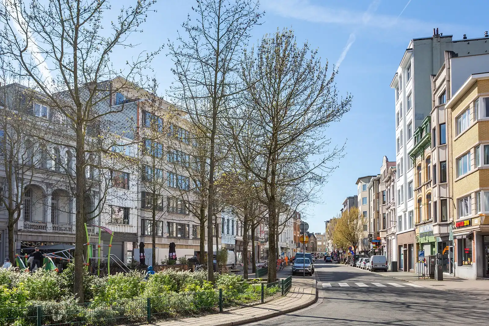 Ruim en licht appartement met 2 slaapkamers foto 25