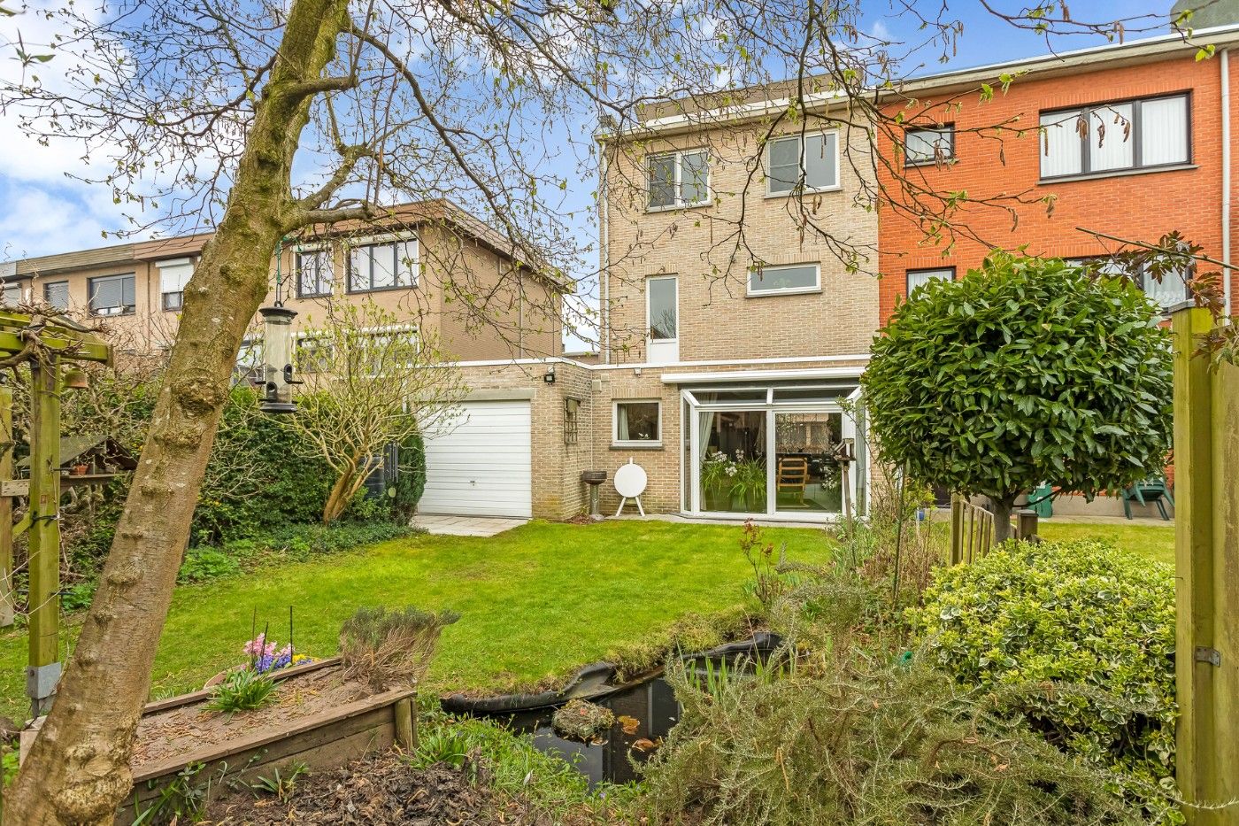 Instapklare HOB met 4 slpk., garage en toffe tuin foto 34