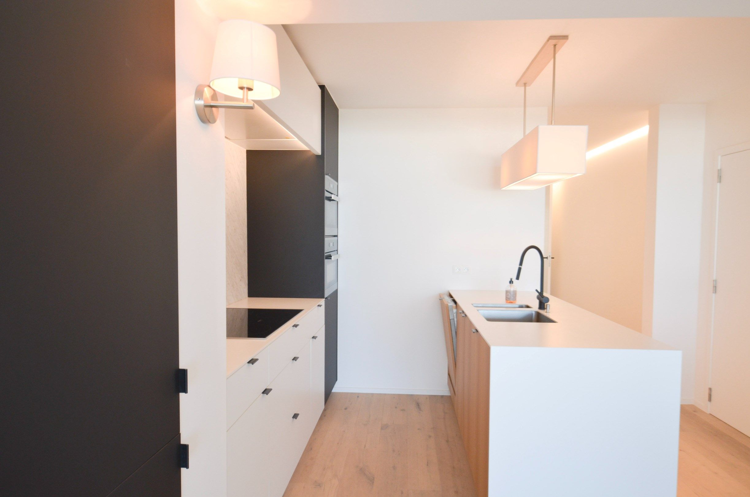 Stijlvol, recent gerenoveerd appartement met frontaal zeezicht. foto 7