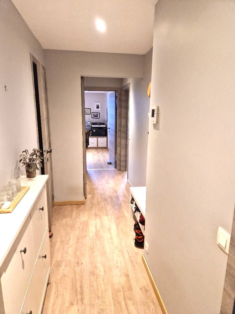 In optie : Volledig gerenoveerd en verzorgd appartement centrum Zaventem. foto 3