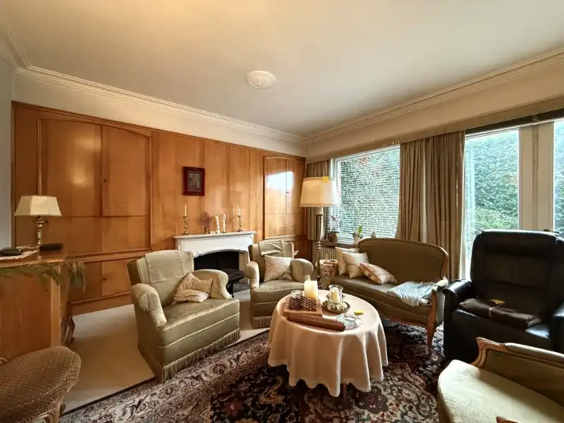 Zeer ruime karaktervolle voormalige dokterswoning met prachtige tuin in het centrum foto 7