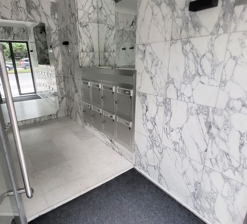 Ruim appartement met zicht op Stadspark foto 28