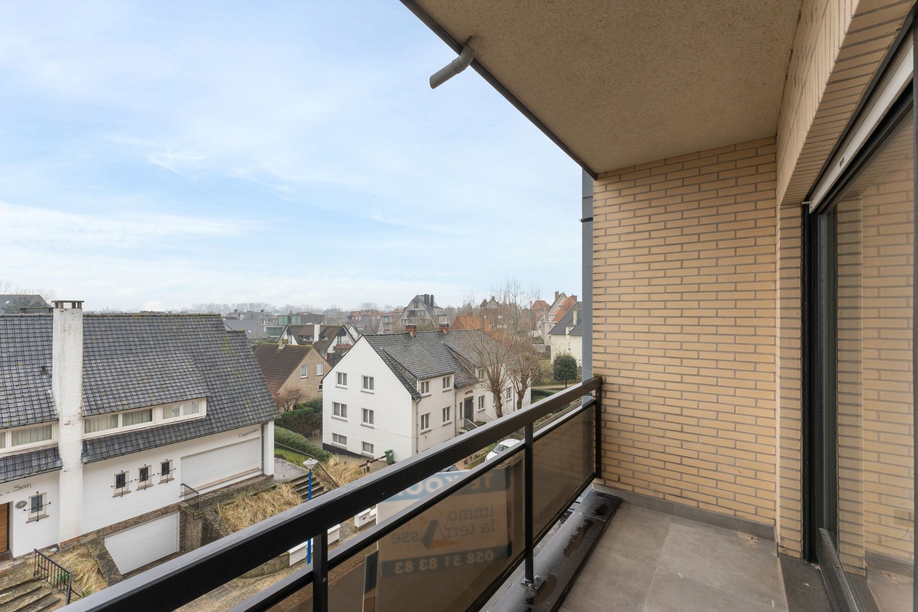 Prachtig vernieuwd appartement op enkele passen van zee foto 16