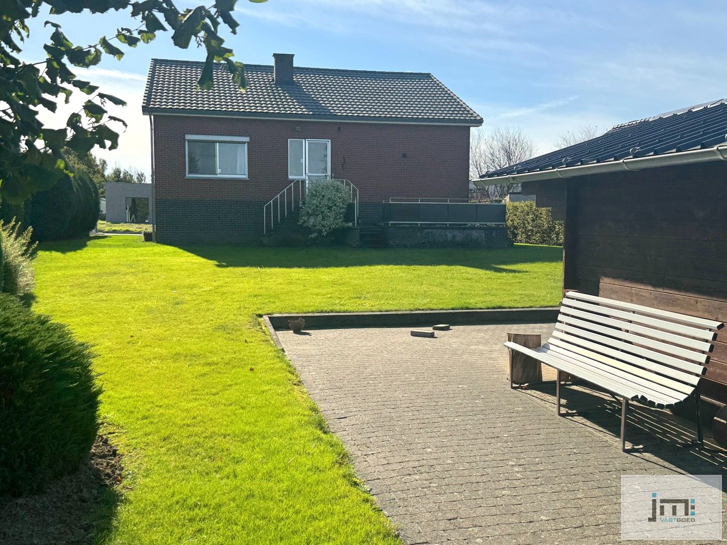 Woning met moeglijkheden foto 11