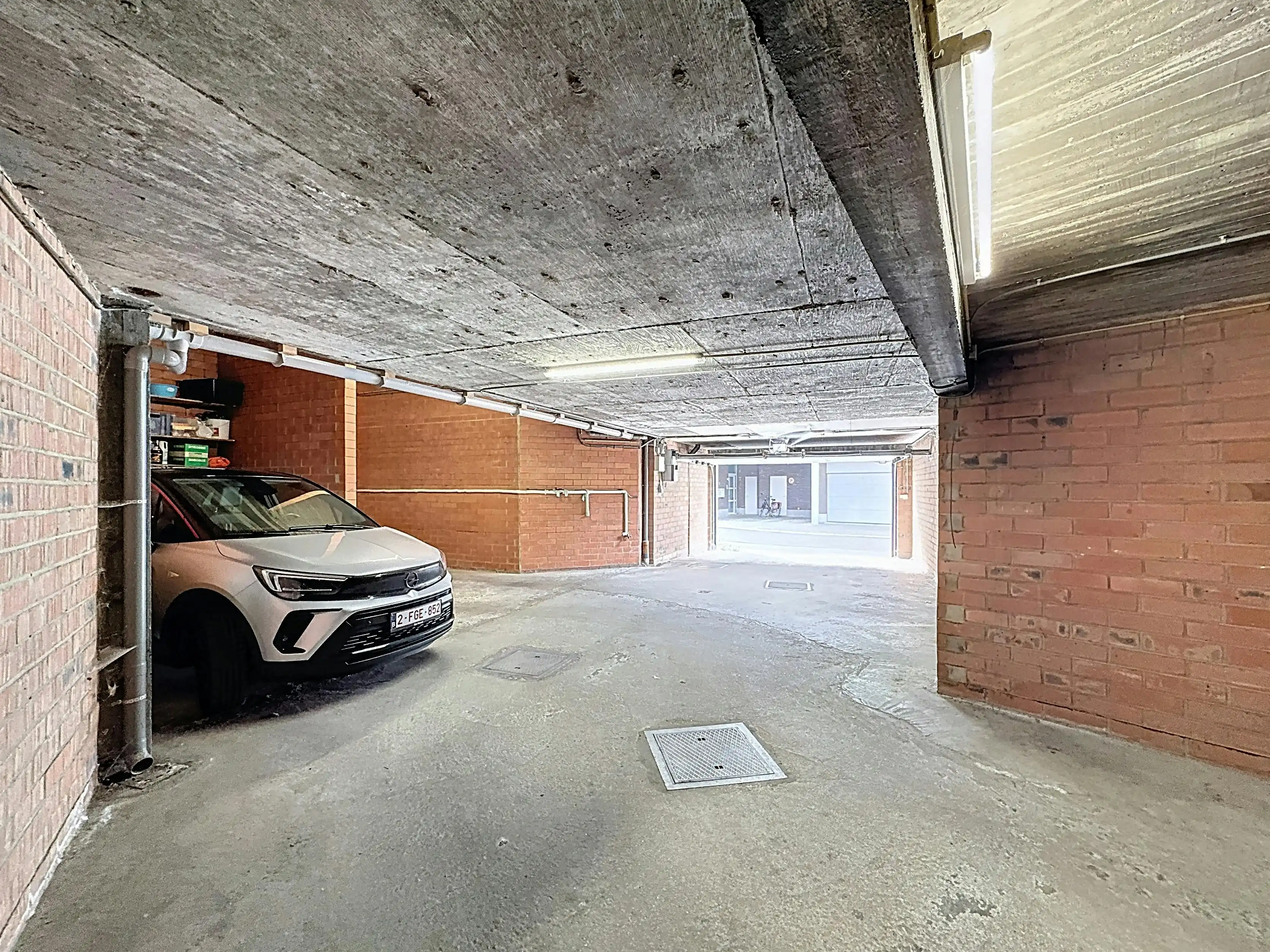 Ruime inpandige garage of opslagplaats te Mechelen Zuid foto 7