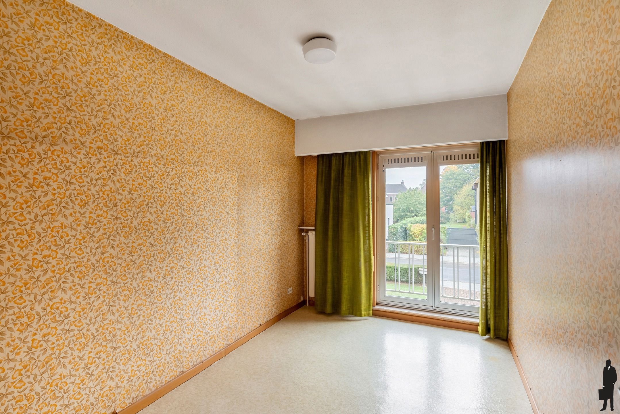 Ruime en rustig gelegen villa (341 m²) met 5 slk op een mooi perceel van 942 m². foto 18