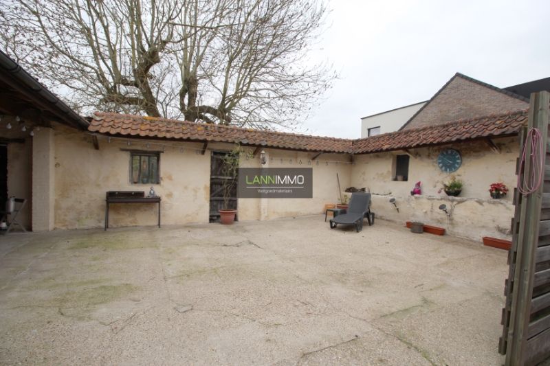 Ruime woning met weide en boomgaard foto 19
