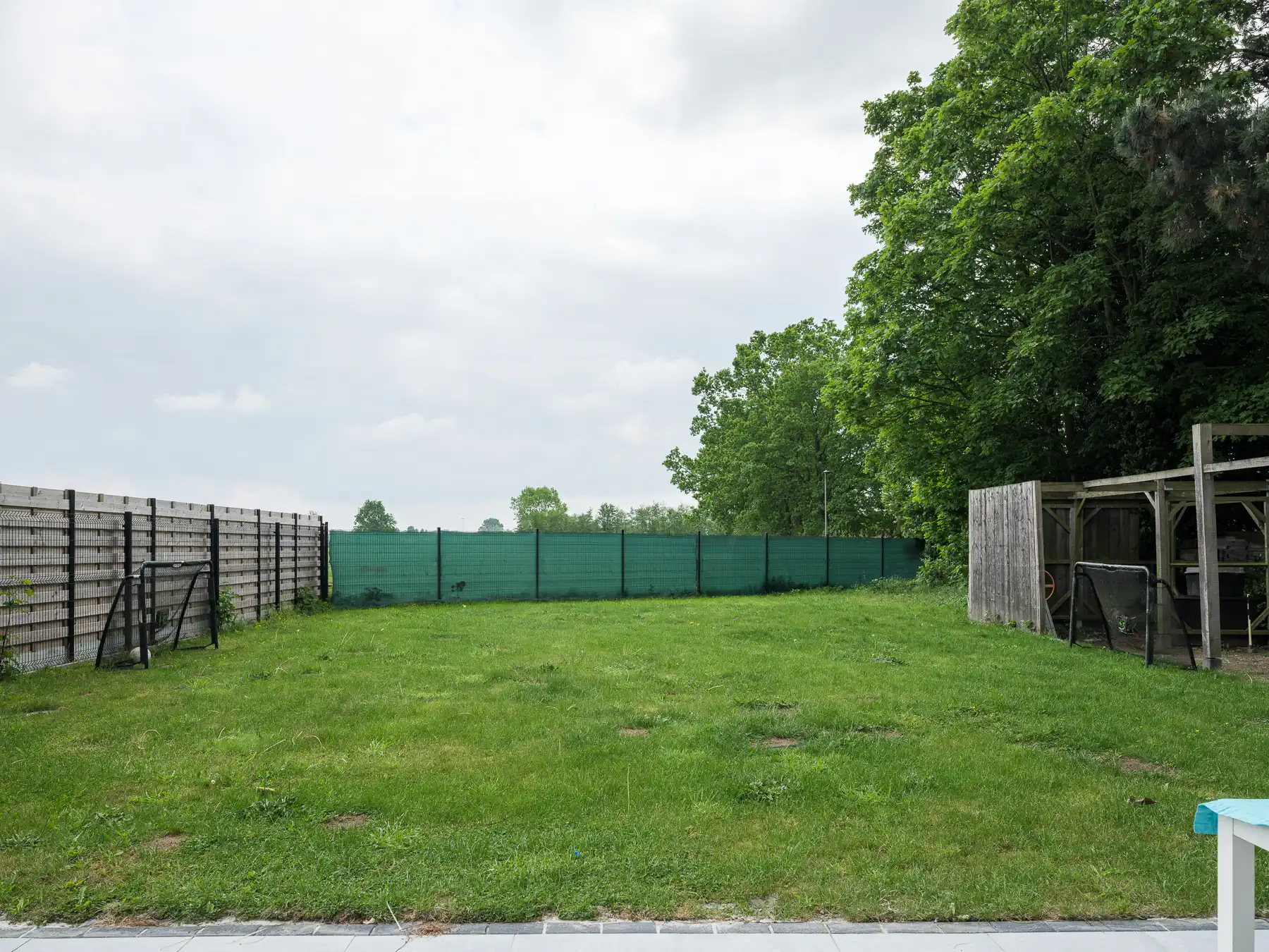 Moderne en energiezuinige woning in groene omgeving foto 9