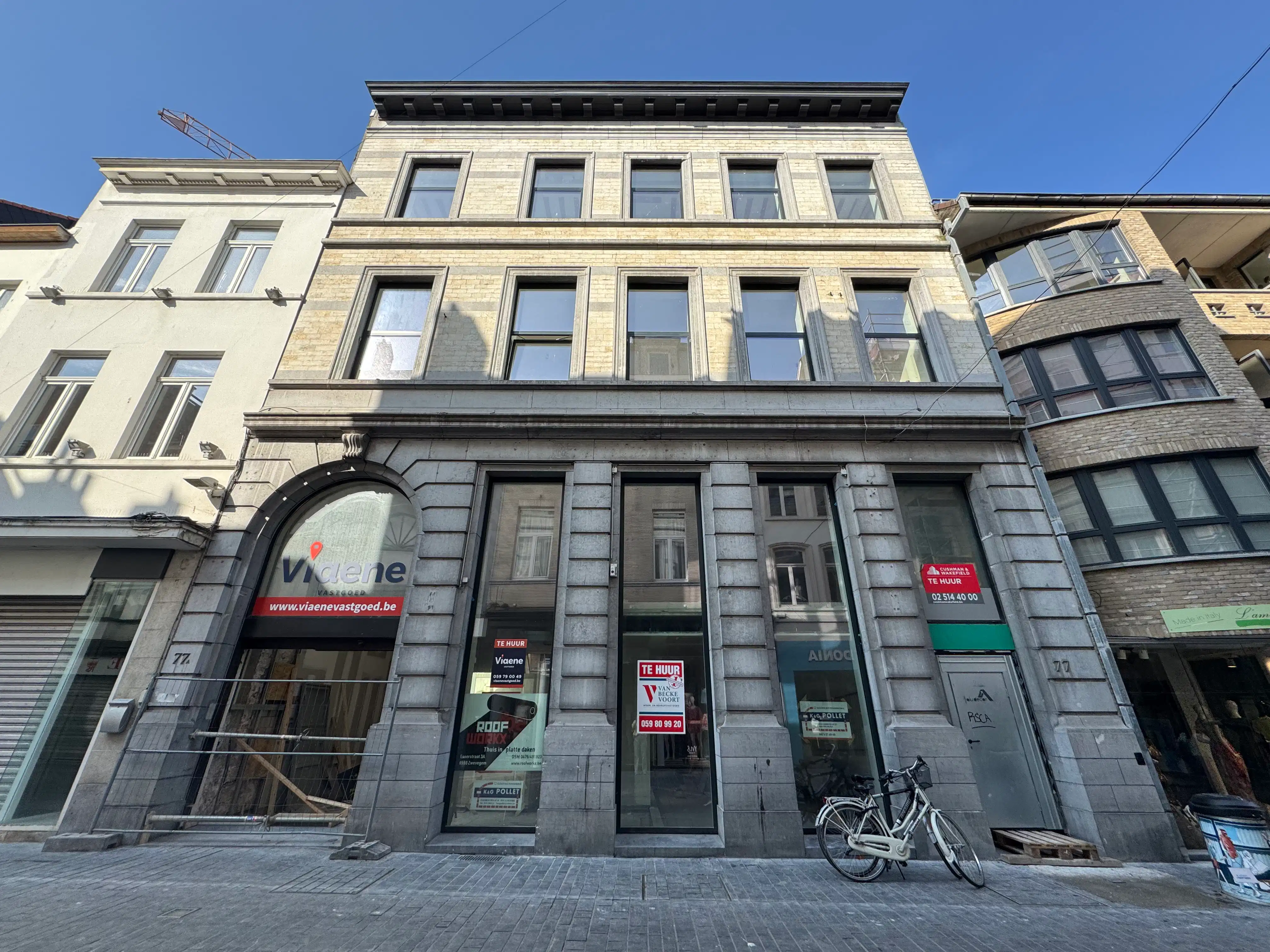 Handelsruimte op AAA ligging - 538m² foto {{pictureIndex}}
