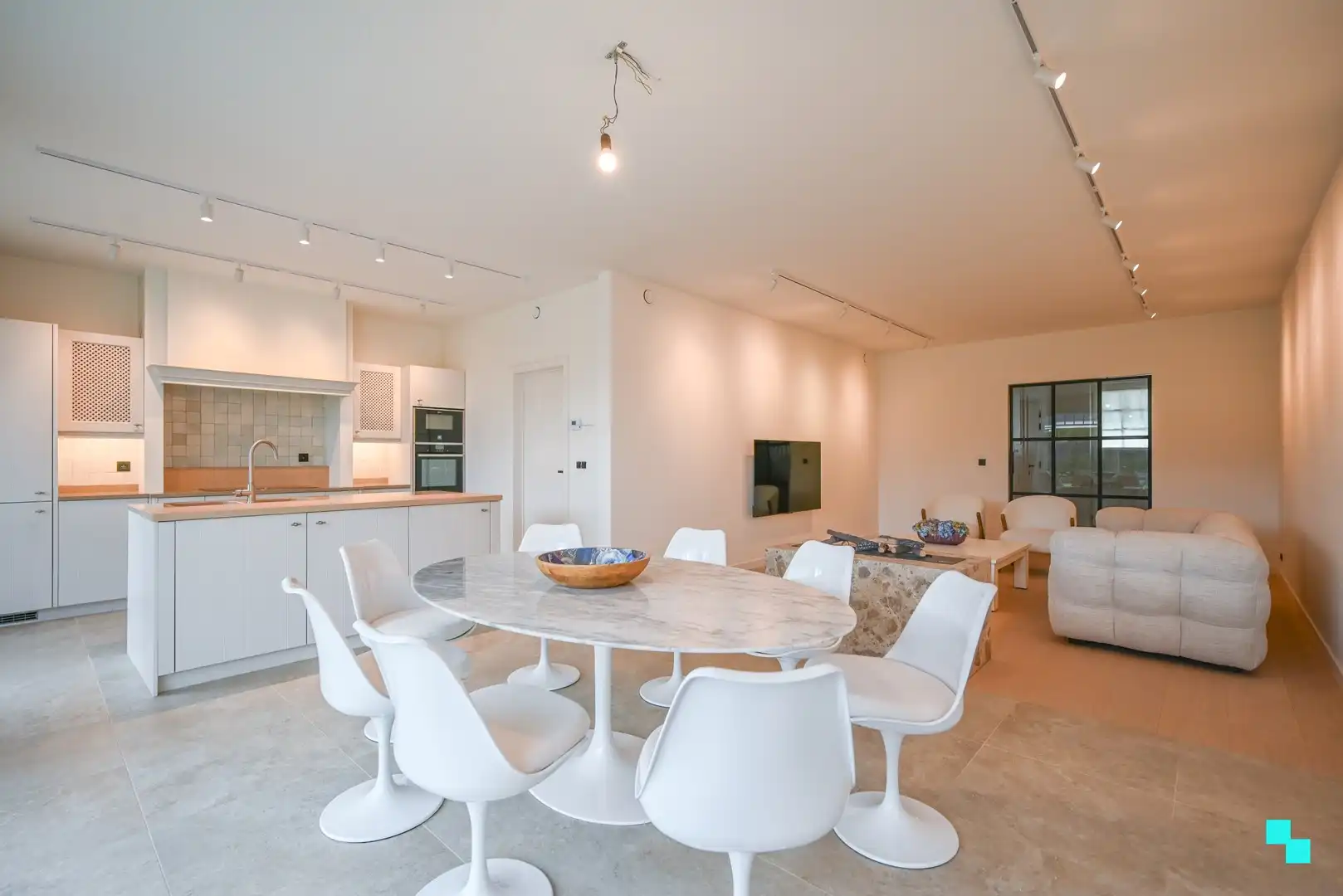 Unieke high-end woning in rustige buurt in Waregem foto 6