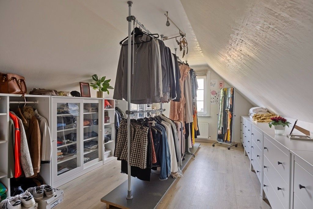 VEURNE: Stijlvolle en tijdloze villa in residentiële wijk met 4 slpks (waarvan 1 glvl.), 2 badk., dubbele garage en zonnige inplanting op 1.034m² grondopp. foto 14