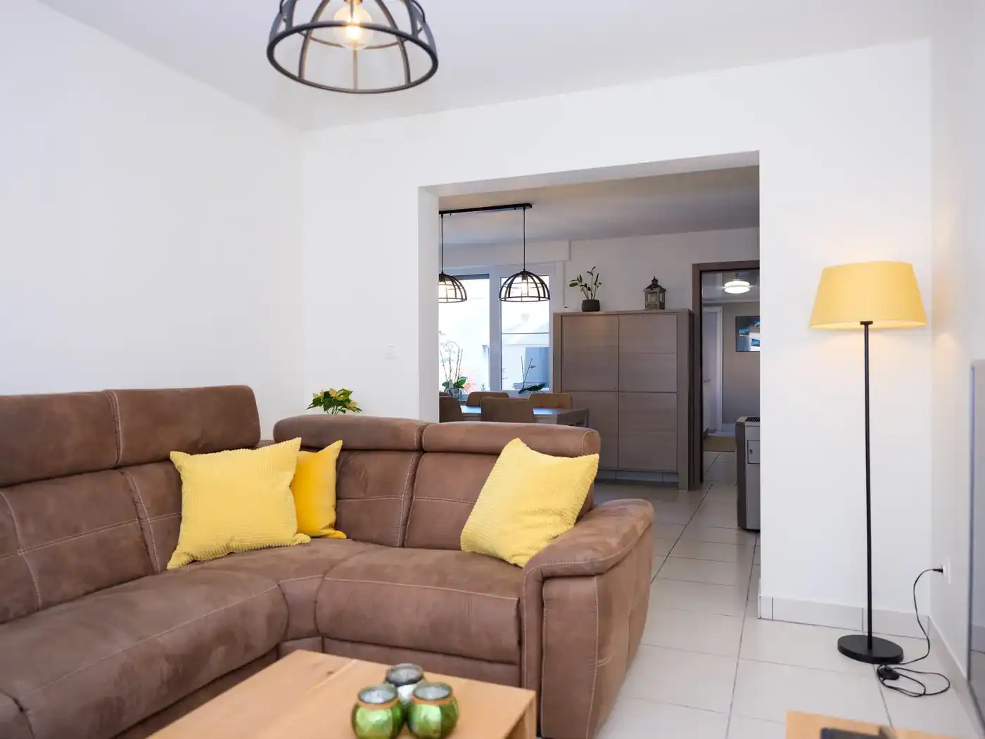 Halfopen instapklare woning in centrum Ingelmunster foto 4