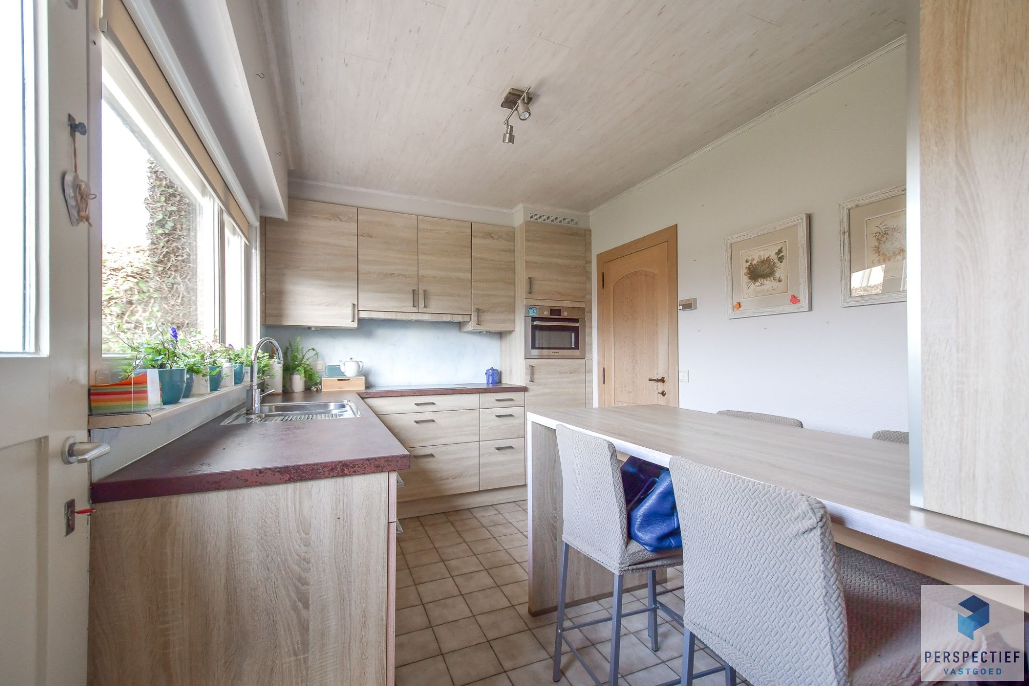 Uniek gelegen charmante villa met grote tuin in een rustige landelijke omgeving foto 12