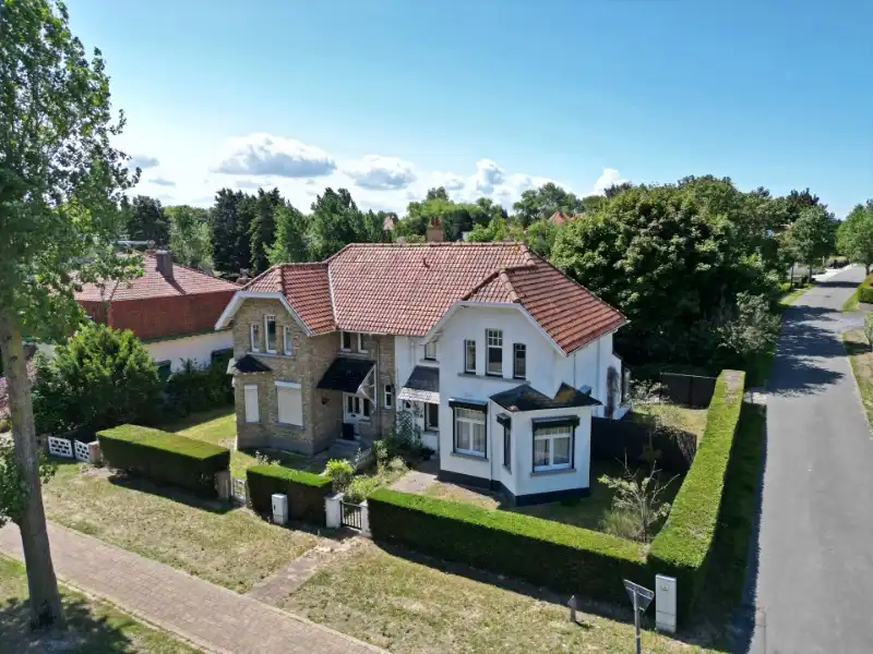 KARAKTERVOLLE WONING OP TOPLOCATIE foto 2