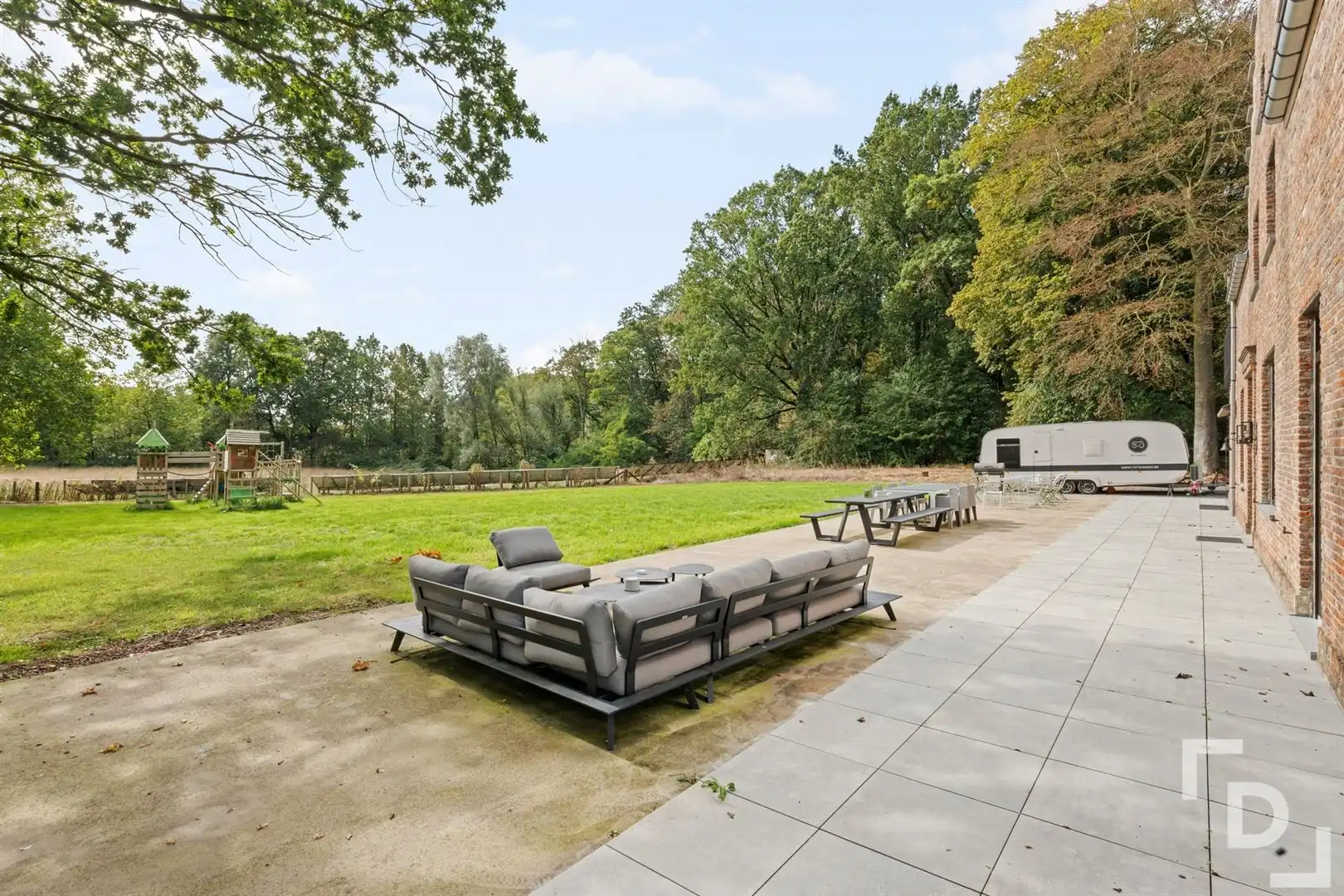 Modern landhuis met riante parktuin op 4,7 ha. foto 27