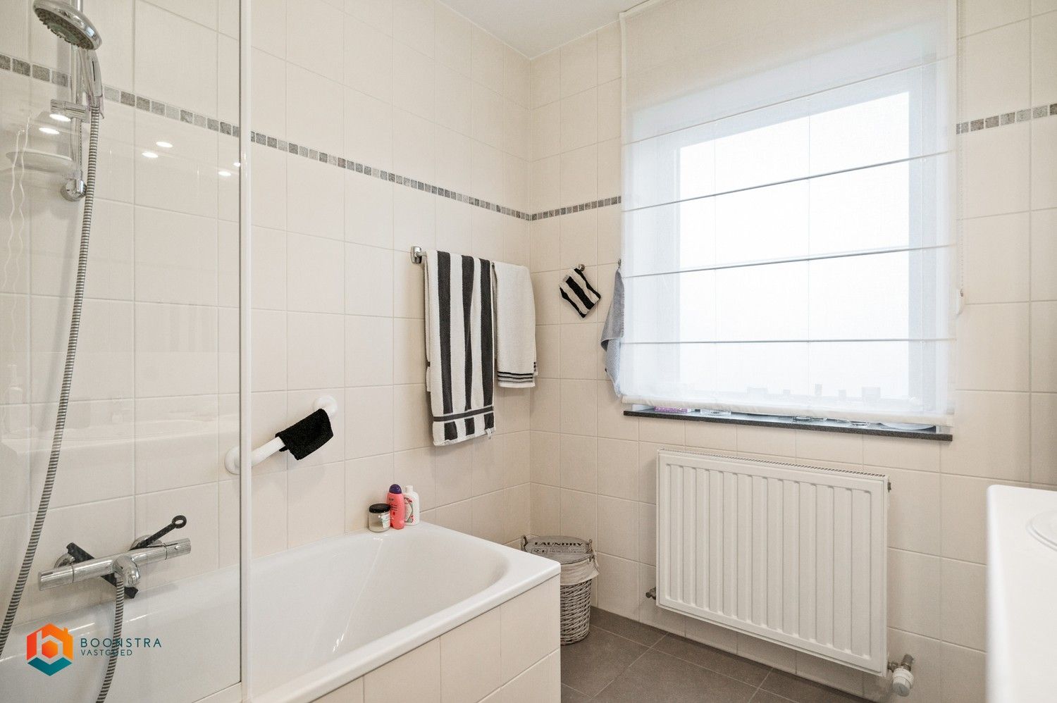 Appartement met 2 slpkrs foto 13