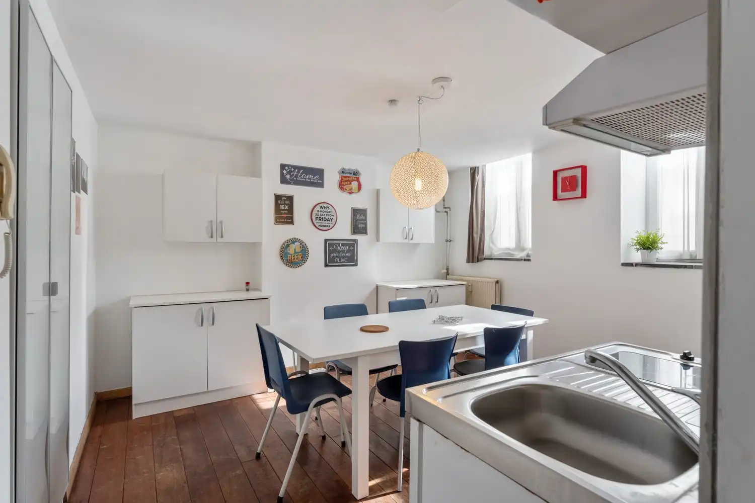 Vergund studentenhuis met een groen kotlabel en een nieuw dak(2025) bestaande uit 7 gemeubelde kamers met eigen sanitair en 1 studio te Leuven! foto 27