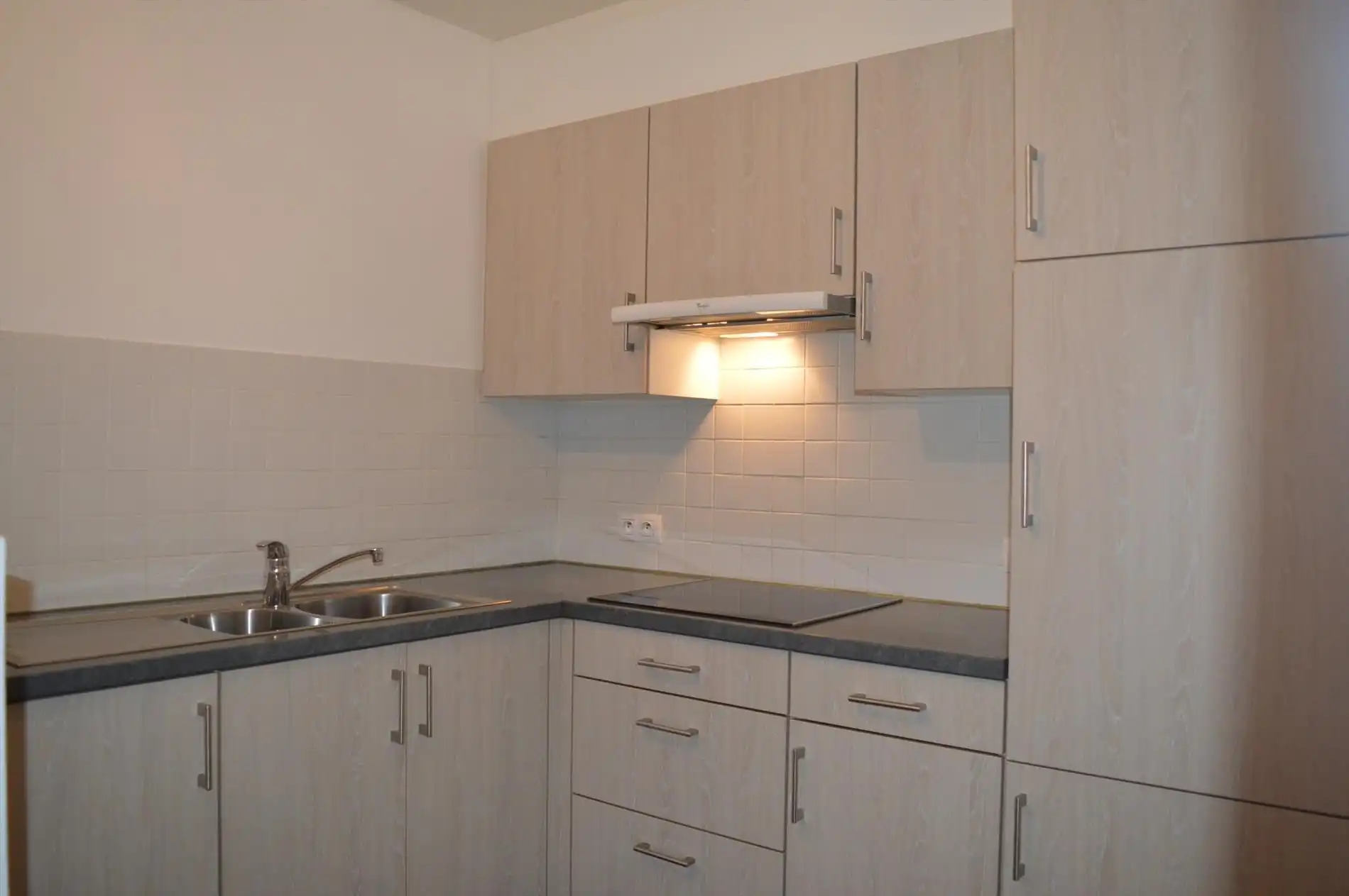 Modern duplex appartement in het centrum van Gistel  foto 2