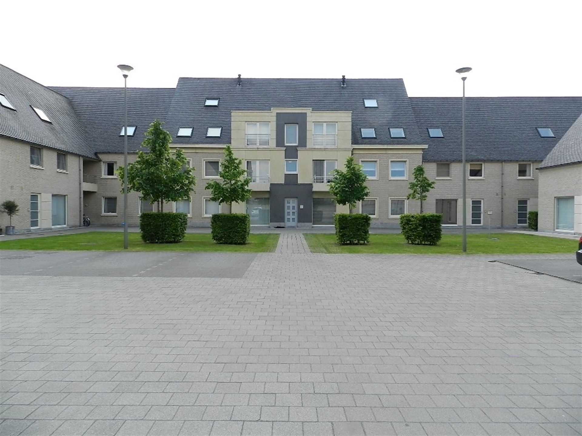 Rustig gelegen ruim gelijkvloers appartement in afgesloten privé domein . foto 19