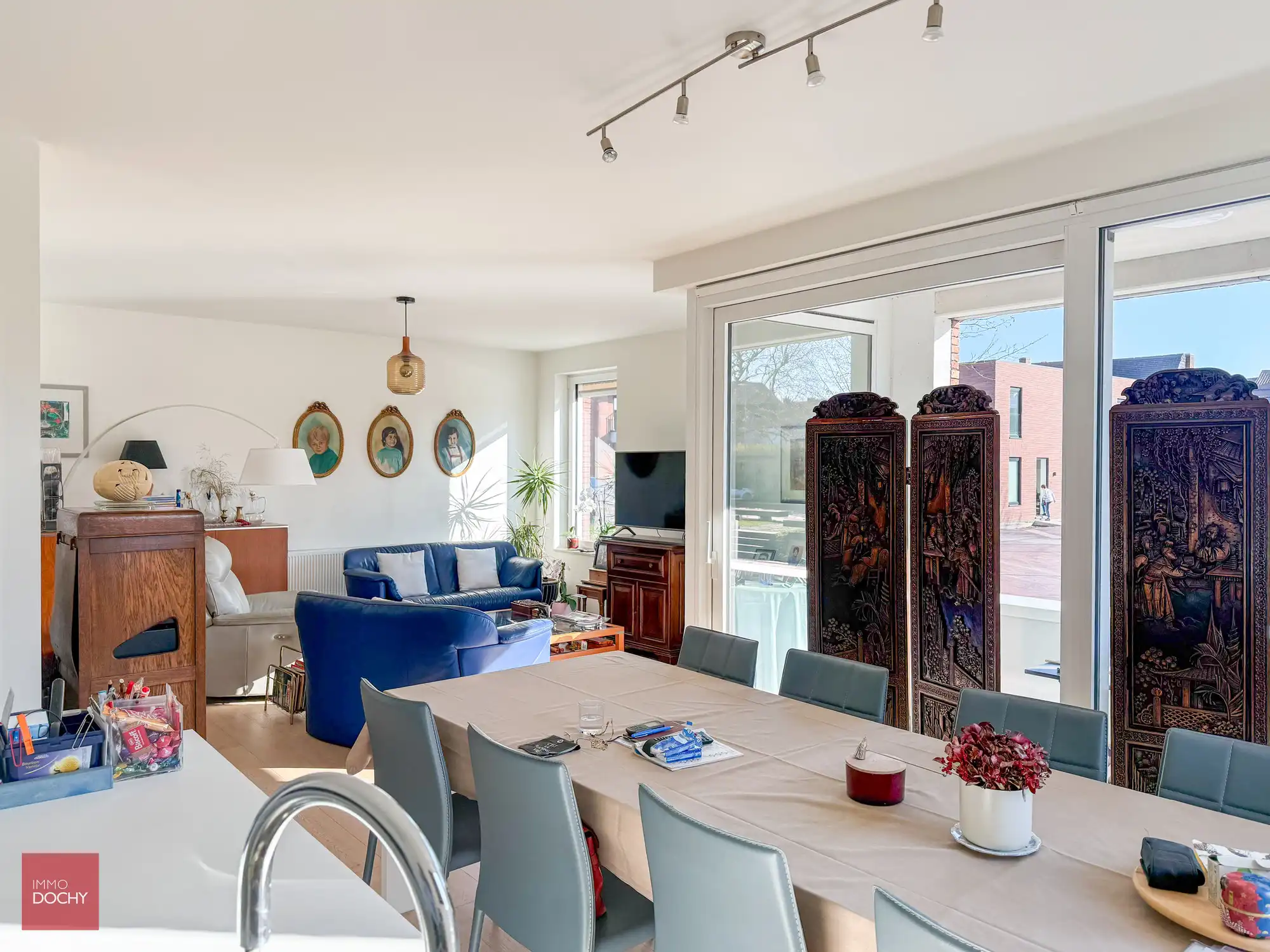 Ruim recent en energiezuinig appartement nabij Sint-Rochuskerk foto 6