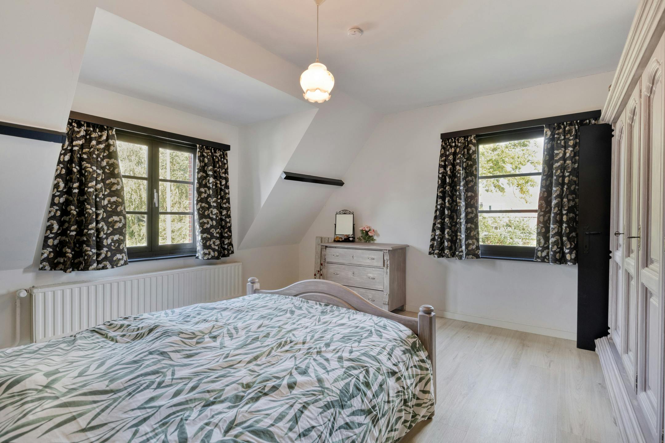 Gerenoveerde halfopen bebouwing te koop te Essen-Horendonk! foto 15