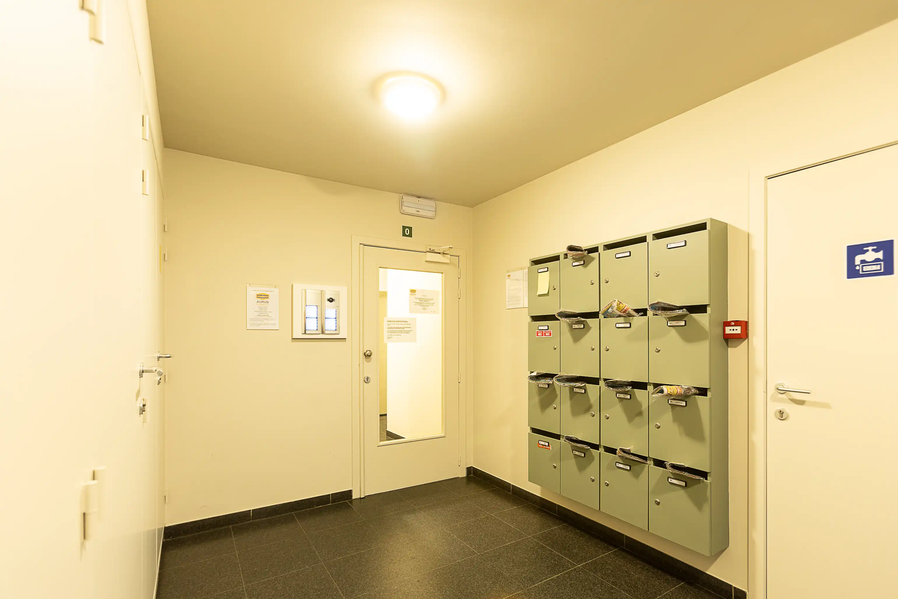 Goed onderhouden appartement in Lotenhulle foto 2